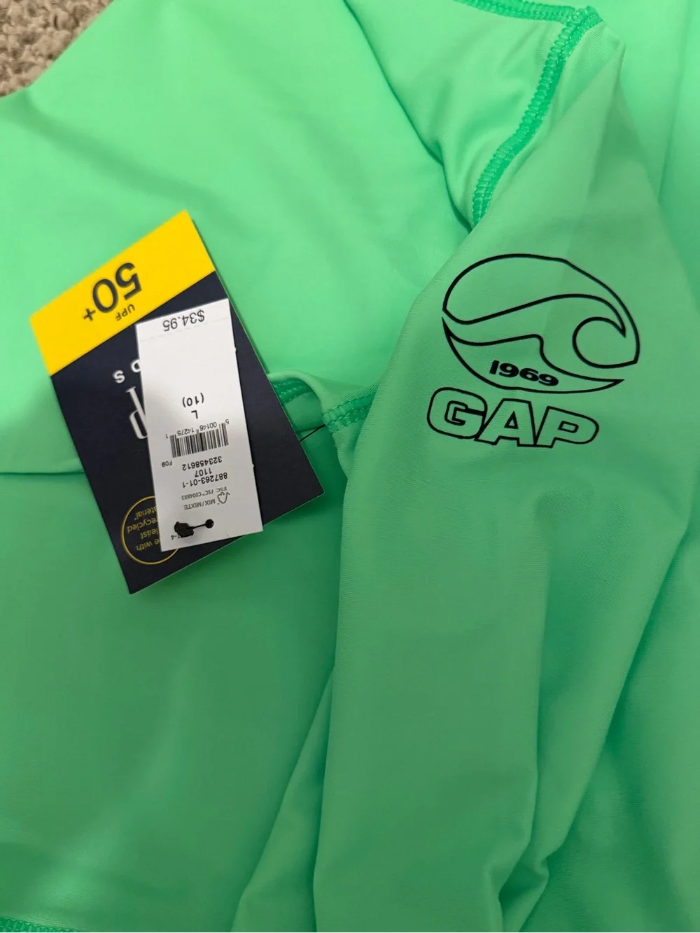 Gap Kids Green Long-Sleeve Rash Guard & Surf Print Swim Trunks Set Boys Large